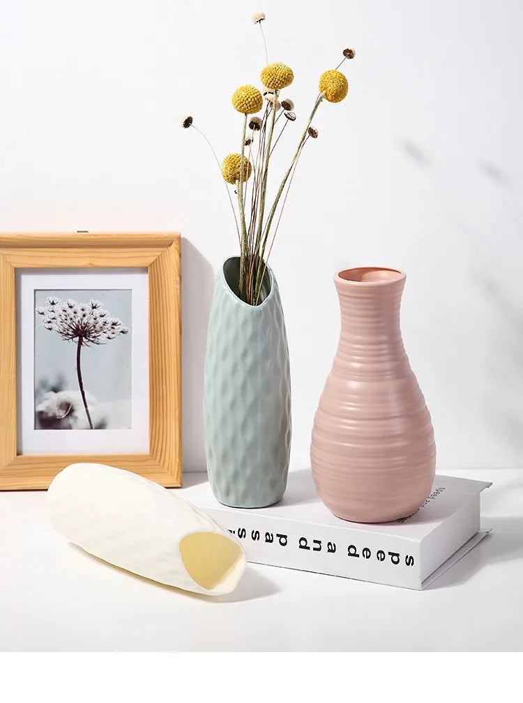 Nordic Plastic Vase – Modern Small Flower Pot for Home Decor