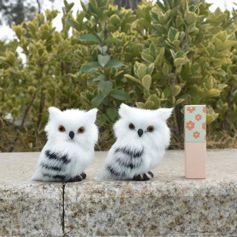 Cute Artificial White Owl – Lifelike Plush Garden Ornament, Miniature Desktop Decor & Photo Prop
