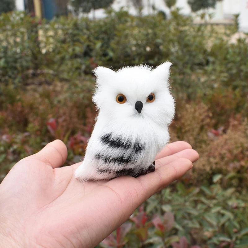 Cute Artificial White Owl – Lifelike Plush Garden Ornament, Miniature Desktop Decor & Photo Prop