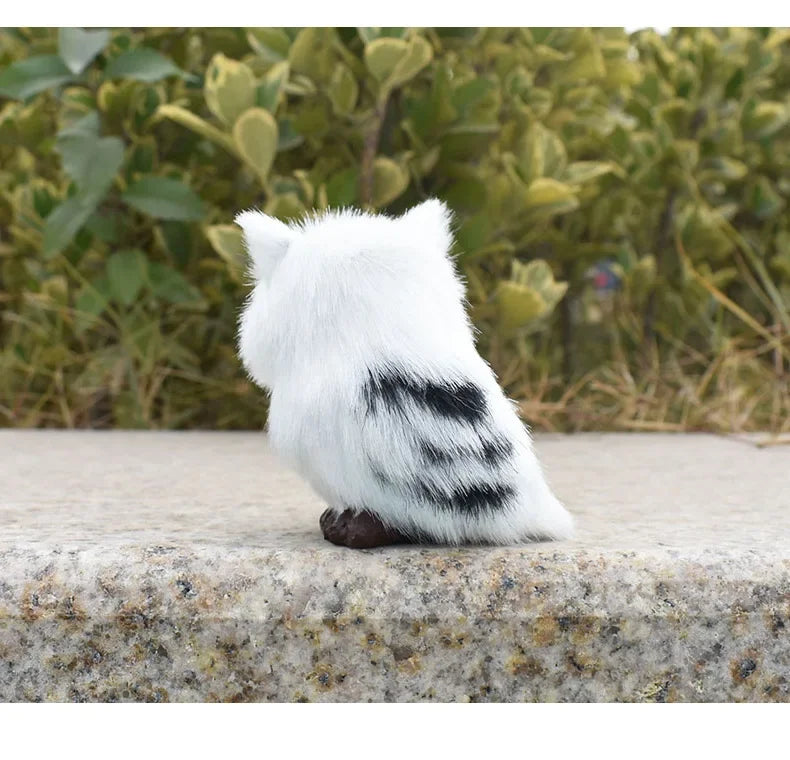 Cute Artificial White Owl – Lifelike Plush Garden Ornament, Miniature Desktop Decor & Photo Prop