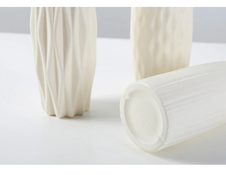 Nordic Plastic Vase – Modern Small Flower Pot for Home Decor